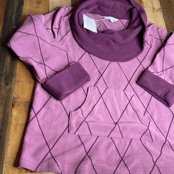 pajamagram Other - PAJAMAGRAM Pullover Top Sz L